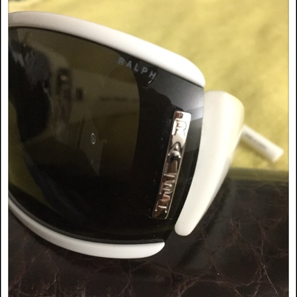 Ralp Lauren Sunglasses - Picture 2 of 7